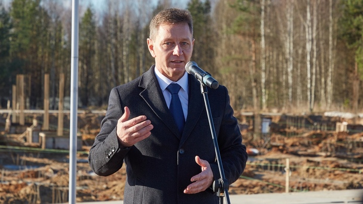 Губернатор Владимир Сипягин ушел на больничный и сдал тест на коронавирус