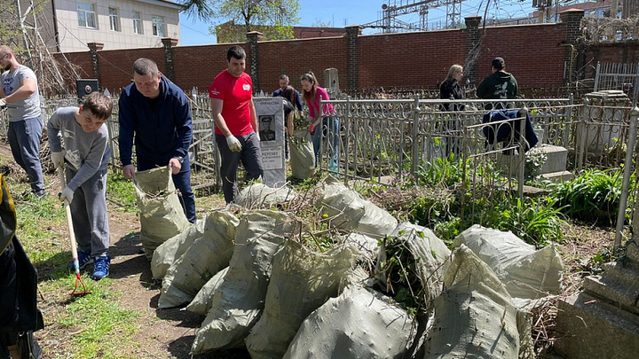 На Кубани стартовала акция, посвященная заботе о памятниках истории и культуры