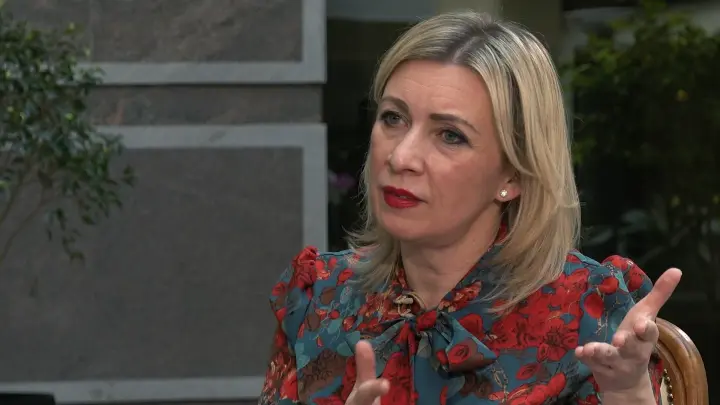 Как вас туда занесло?: Захарова дополнила совет Лукашенко о спящем медведе