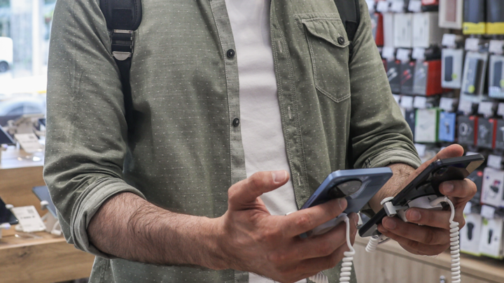 МТС воюет с ФАС за деньги русских: Оператор выступил против безлимитного интернета