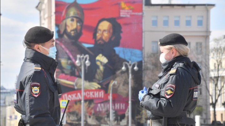 Изрубить в капусту и выгнать из Москвы: Русским дадут поиграть в войну с поляками