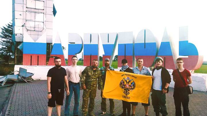 Честь для русского человека: Волонтёры бросают все силы на возрождение Мариуполя