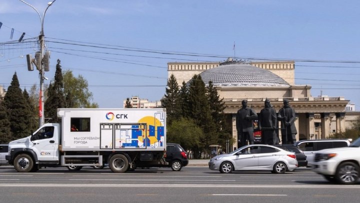 В Новосибирске во время гидравлических испытаний выявили 1080 повреждений