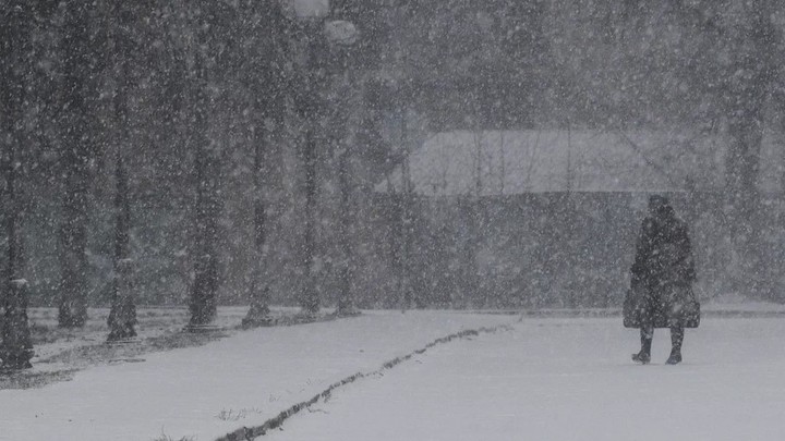 В Москву придёт первый снег: МЧС обратилось к жителям столицы