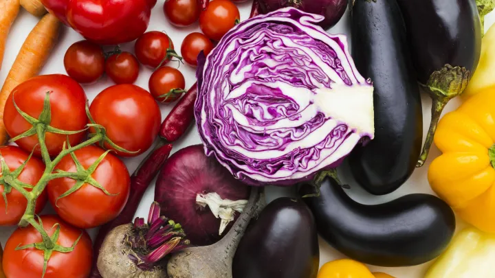 Еда и сон взаимосвязаны: как продукты могут повлиять на качество отдыха, и какая диета помогает отдохнуть