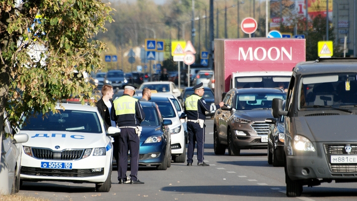 В Петербурге провели большую облаву на мигрантов: Тысячи человек на контроле