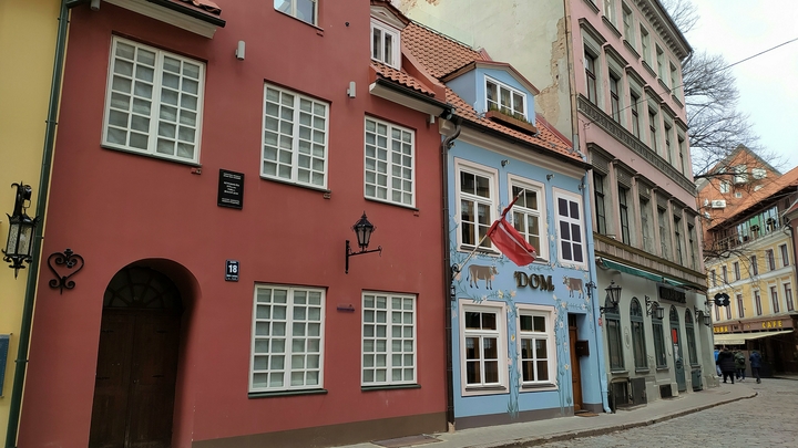 Прибалтика пошла по украинскому пути. Политолог предупредил русофобов об опасности