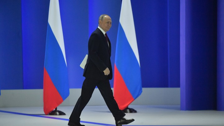 Путин выступил с речью на концерте в честь участников спецоперации на Украине.