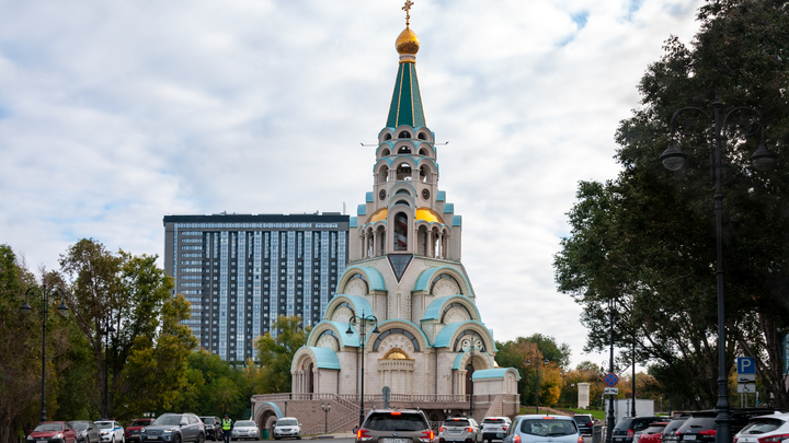 Священник Смирнов пояснил, что Бог ждет от каждого из христианина