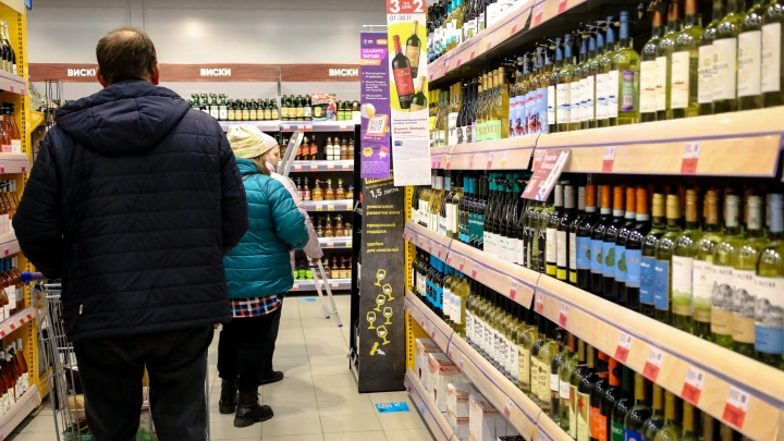 В России хотят разрешить продажу вина через интернет-магазины