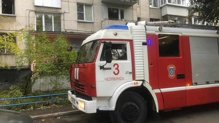 На пожаре в челябинской многоэтажке погиб мужчина