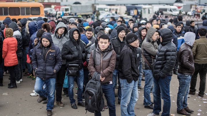 Под Чаплынкой задержали нелегала из Средней Азии