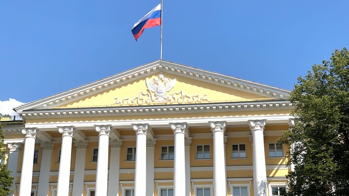 Смольный отчитался о росте доходов: в бюджете Петербурга образовался профит