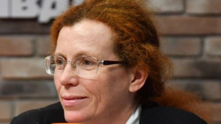 Следим за выражением лица Латыниной*: Улыбка спала после слов украинского террориста