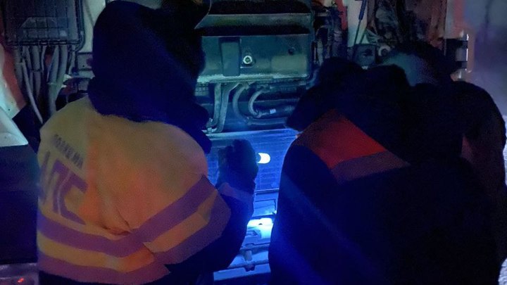 В Самарской области полицейские спасли замерзающего водителя