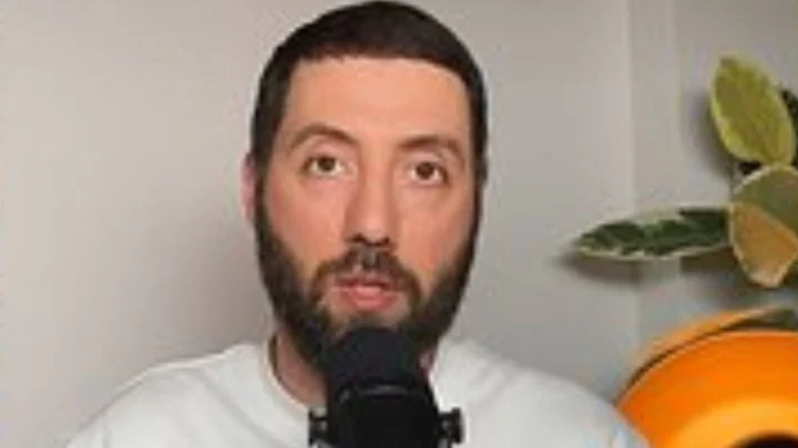 Комик Дмитрий Романов объяснил причины эмиграции из России