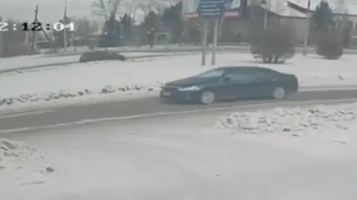 Шестилетний челябинец сел за руль и устроил ДТП, пока отец вышел в магазин