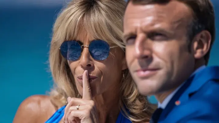 Спасти рядового Зеленского: Макрон придумал, как помочь своему лучшему другу