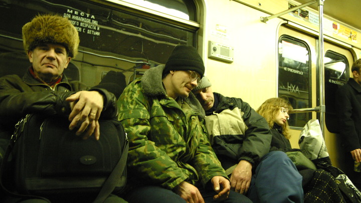 Украинцев могут заставить работать по 60 часов в неделю