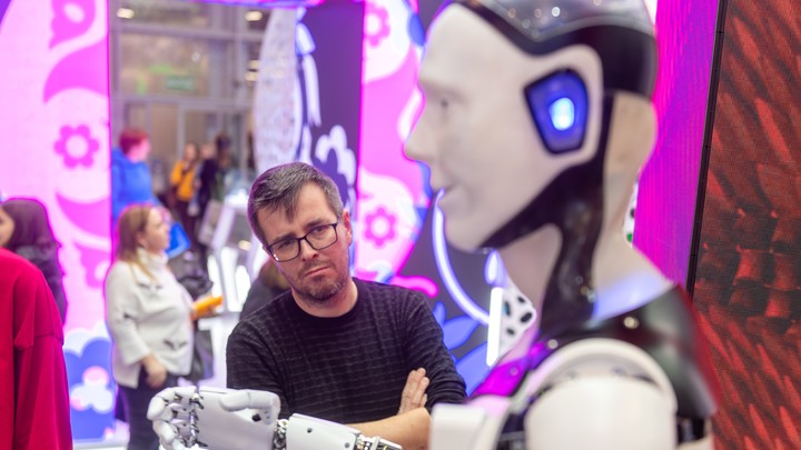 Налог - 98%. Спасибо искусственному интеллекту: Чудовищное будущее описал Мо Гавдат