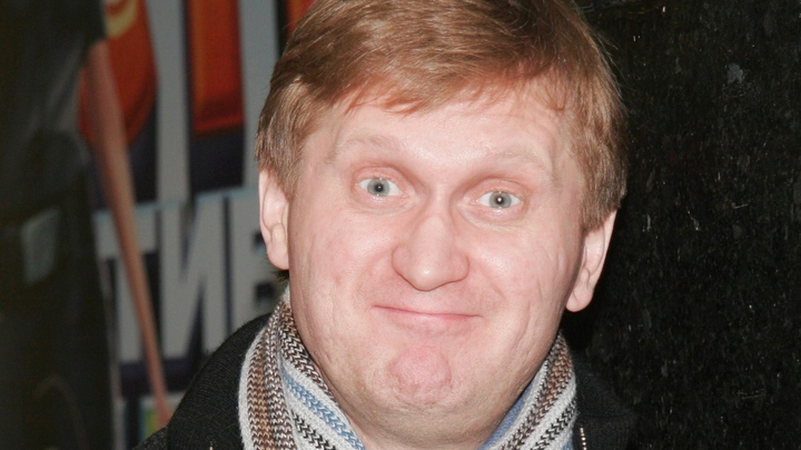 Юморист Рожков из-за пандемии чистит парковки: Счастье, а не работа