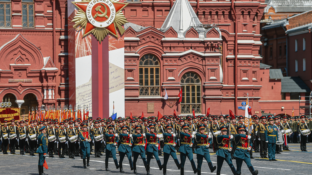 Военный парад на красной площади в москве