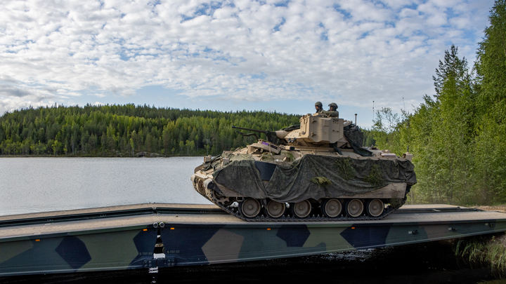 Что не так с идущими на Херсон колоннами ВСУ? Герой ДНР раскусил военную хитрость врага