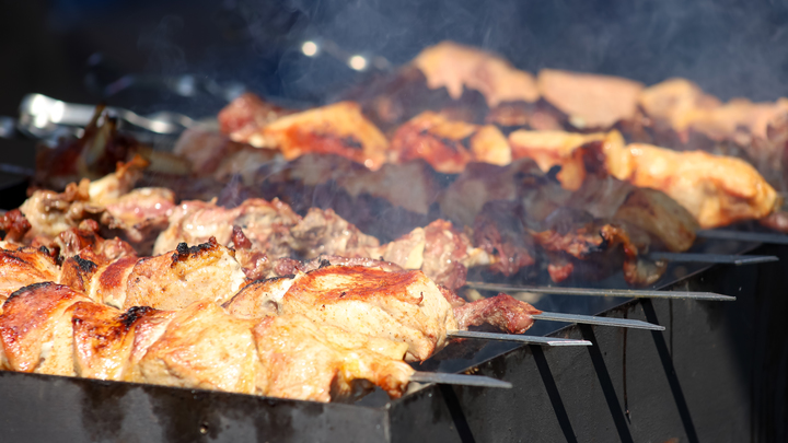 Сколько можно съесть шашлыка, чтобы не стало плохо: Рекомендации специалиста