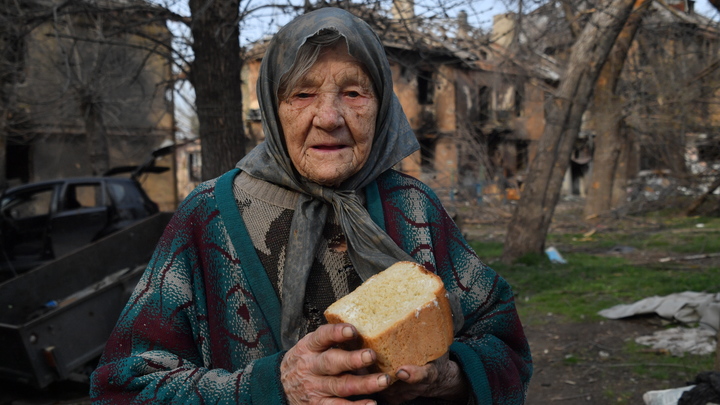 ﻿В Челябинской области заблудившаяся 90-летняя бабушка ждала помощи в подъезде