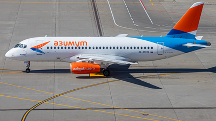 Авиакомпания Азимут запускает рейсы из Сочи в Тбилиси