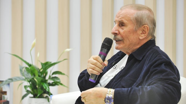 Фантазии про перемогу - писатель-русофоб Веллер кормит Незалежную надеждами на помощь США