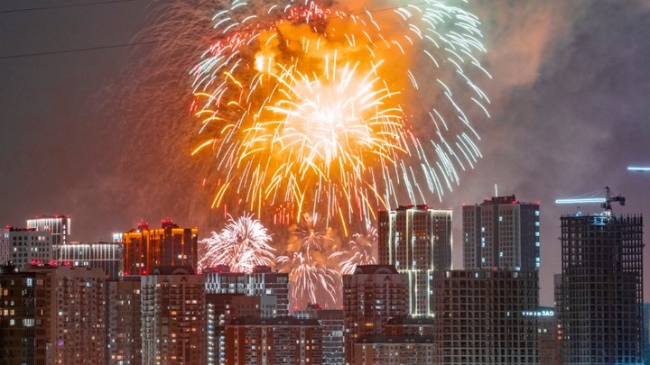 В Латвии решили запретить салют по-русски: Чем не угодил новогодний фейерверк