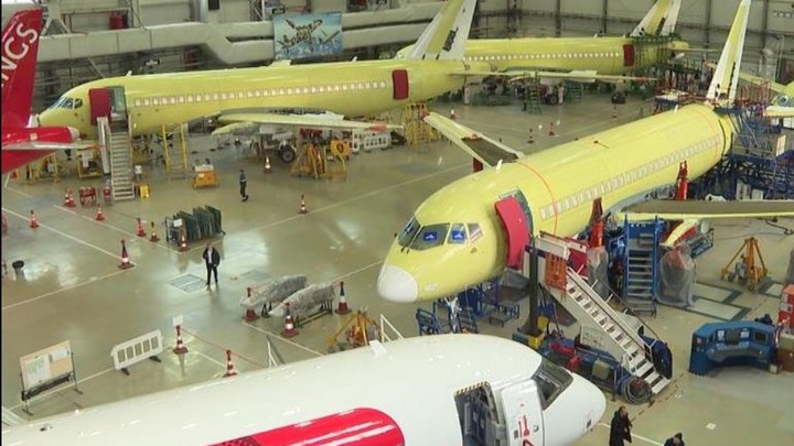 Дальневосточный вояж лидера КНДР: Ким Чен Ыну показали, как делают русские боевые самолёты