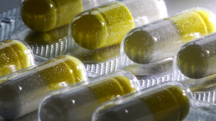 Петербужцев просят не отказываться от льготных лекарств