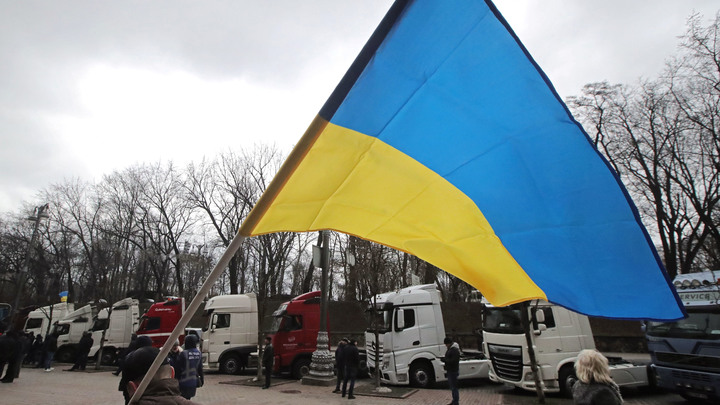 Дали бой москалям: На Украине выбросили из знаменитой песни слова про Москву