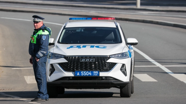 Задержаны четверо гаишников в центре Москвы по подозрению во взятках