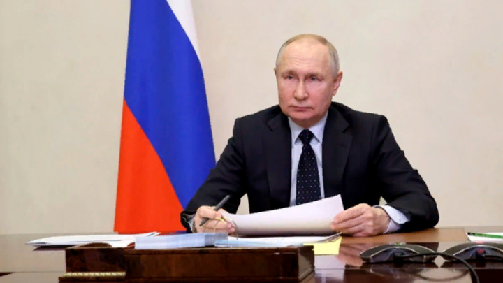 Позднее совещание Путина с Совбезом: Раскрыты подробности