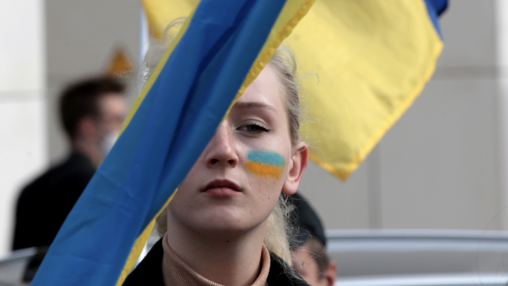 В украинском баре на полную мощь включили Калинку-малинку. Без скандала не обошлось