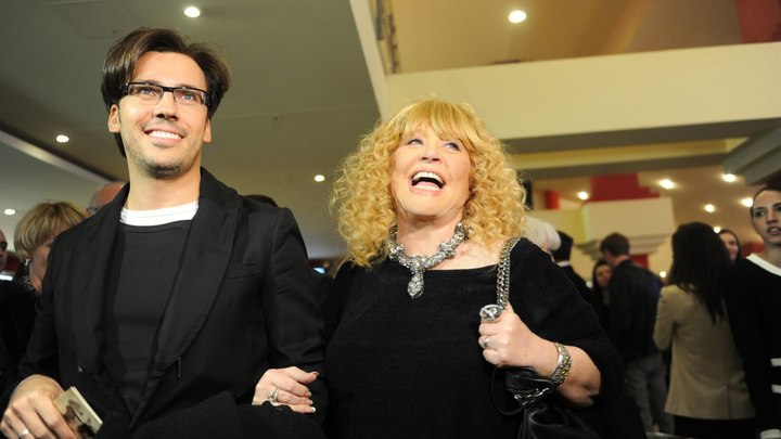 Вторая Родина: Галкина*, Макаревича* и Ко ждут в России?