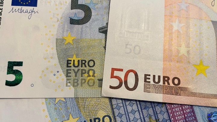 Коррупция по-крупному: В Европарламенте изъяли свыше 1,5 млн евро