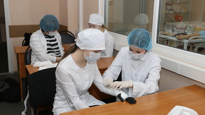 Школьники Поморья получат дополнительные баллы для поступления в СГМУ