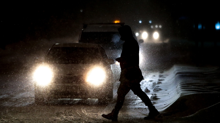 Блокированы дороги, отменены рейсы: В Москве случился транспортный коллапс