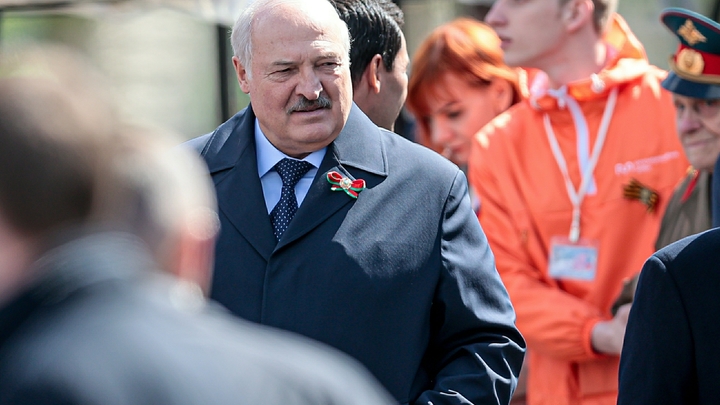 В шаге от похабного мира: Лукашенко рассказал о готовности России заключить договор