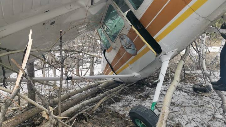 Жёсткая посадка самолёта CESSNA 172 в Новосибирске: что известно о происшествии