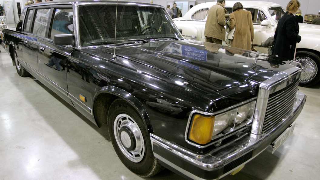 Уникальный предшественник Кортежа продают по цене двух Rolls-Royce Phantom Уникальный предшественник Кортежа продают по цене двух Rolls-Royce Phantom
