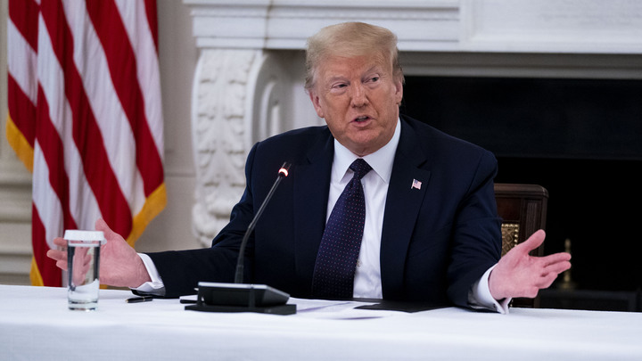 Лёд колоть для виски? Русские поделились версиями, зачем Трампу ледоколы