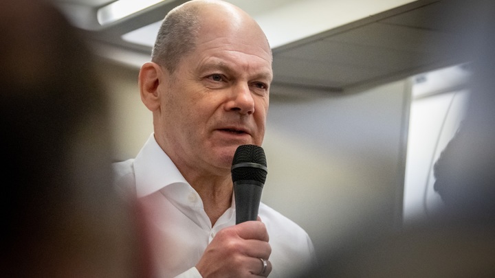 Канцлер Германии Шольц объяснил, почему не надо принимать Грузию и Украину в НАТО