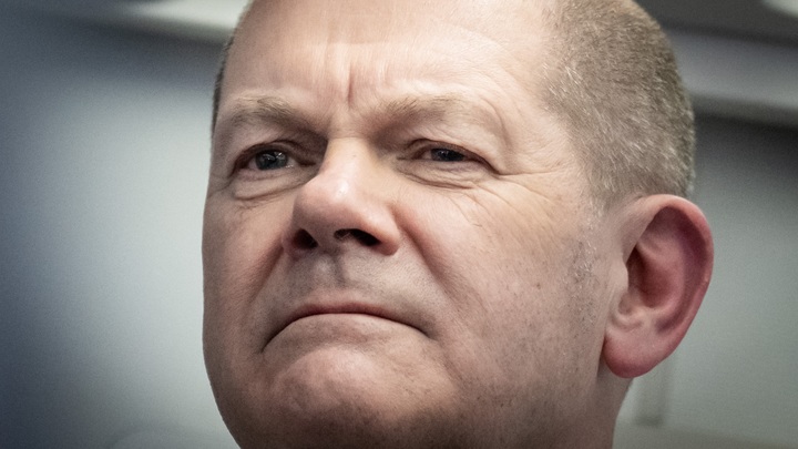 Шольц назвал правильное решение в отношении Украины. Где-то заплакал Зеленский