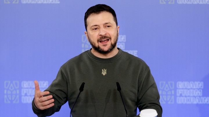 Зеленский отреагировал на польскую блокаду границы