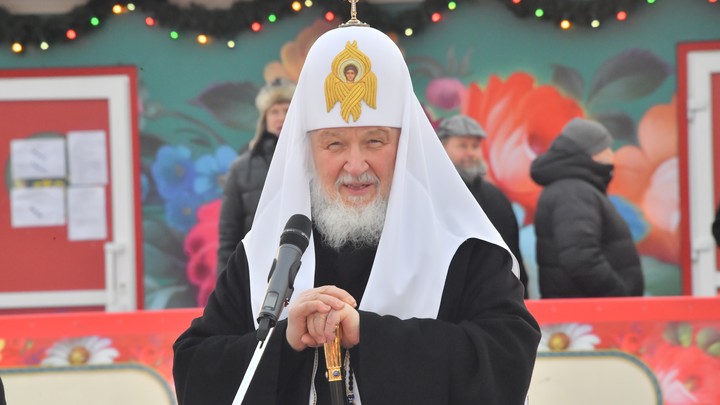Иммигранты должны иметь уважение: Патриарх Кирилл о проблеме мигрантов в России